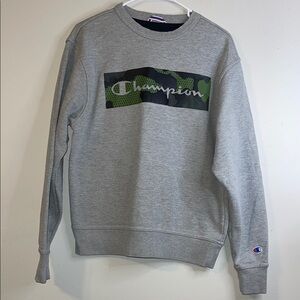 EUC Champion Gray and Green Camo Sweatshirt Men’s Size Small #109